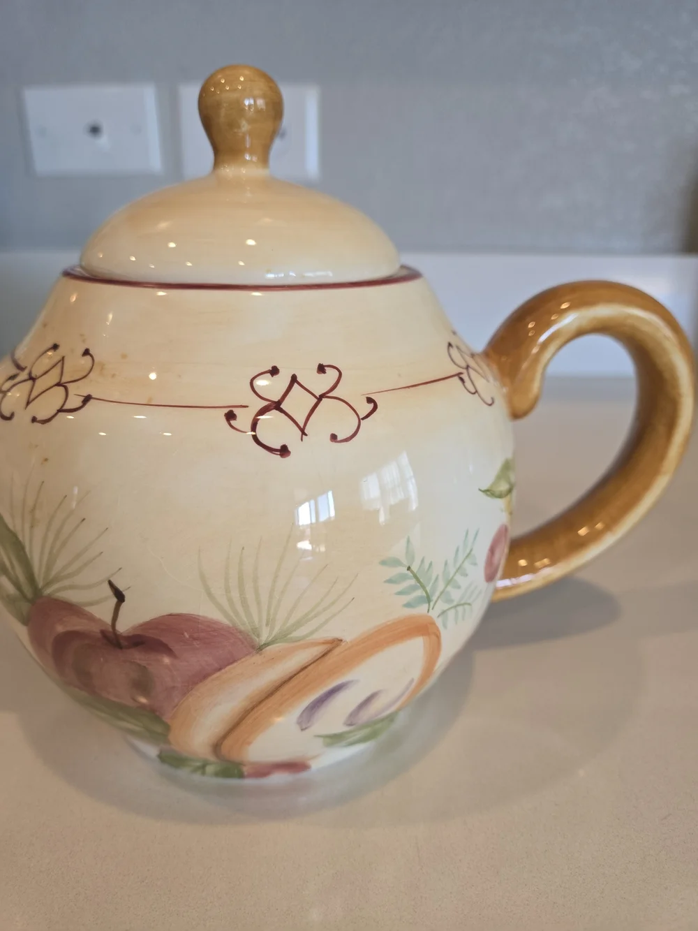 Crate&Barrel Cream Winter Fruits Teapot